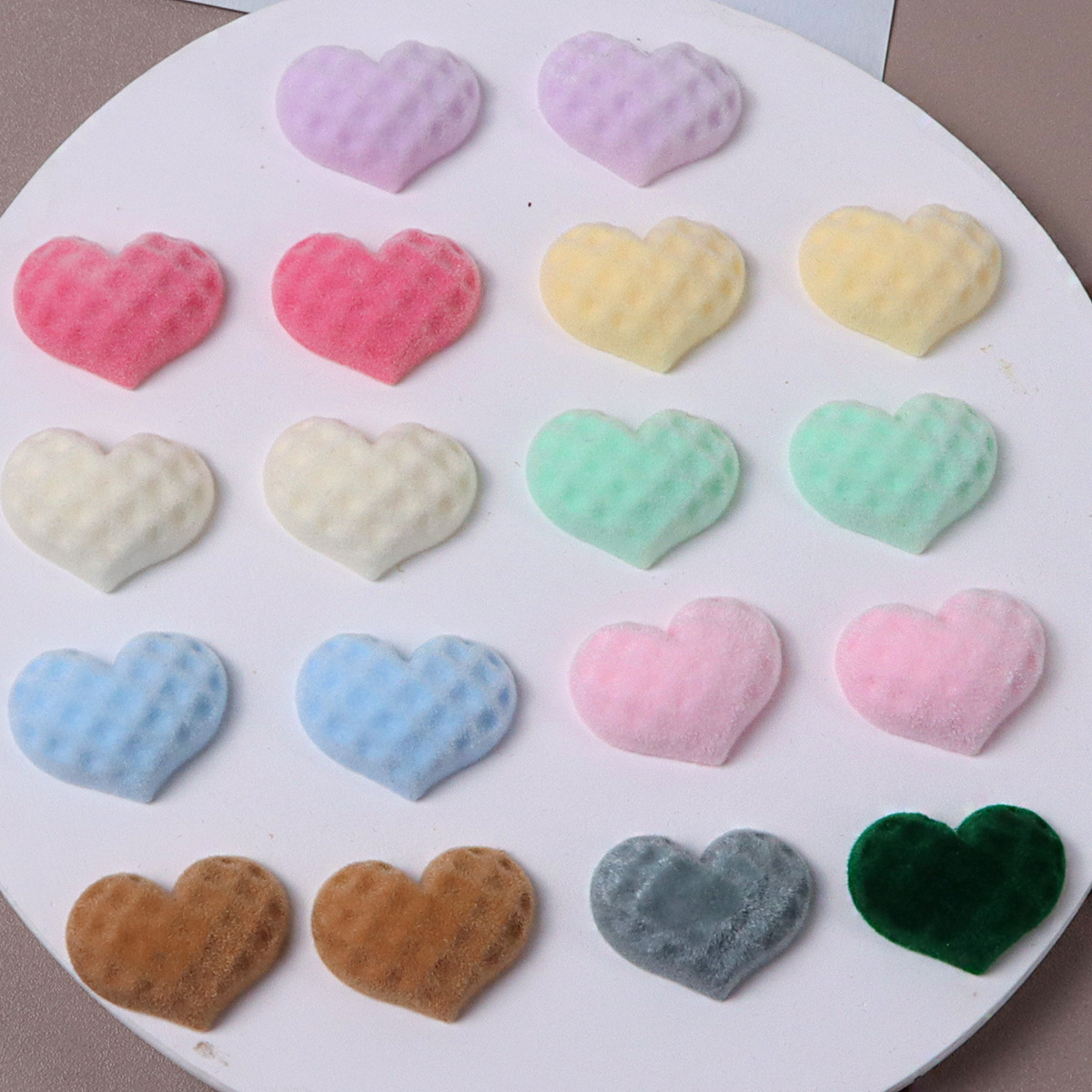 Phone Accessories Clipart - WFFNNKC 20-30Pcs Flocking Colorful Heart Resin